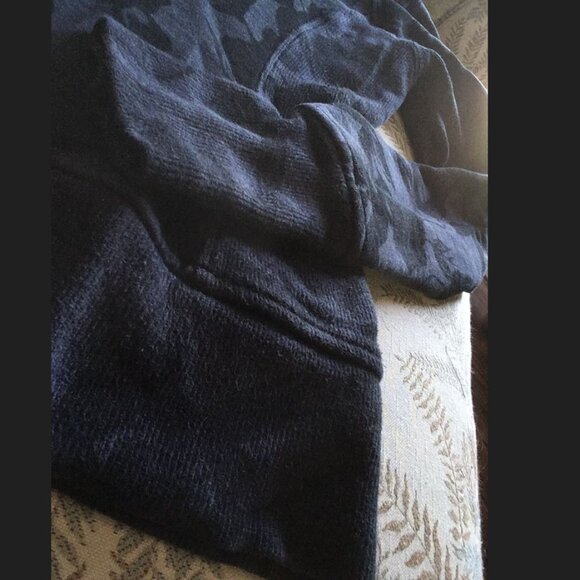 Lululemon Scuba Hoodie II Floral (Inkwell Cotton) Fleece Sweater Size 10 - Picture 8 of 8